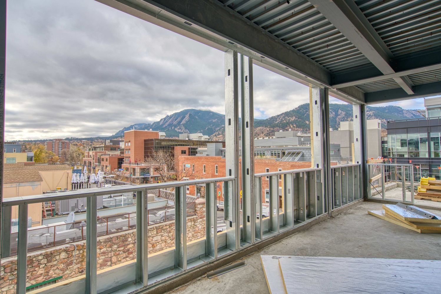 2nd Floor Space